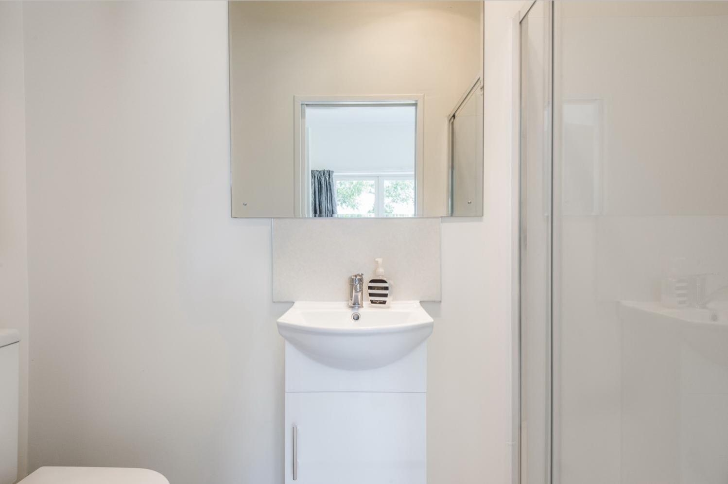 7Br 3Bh Beach Escape. 2 Min To Browns Bay Beach Auckland Exterior photo