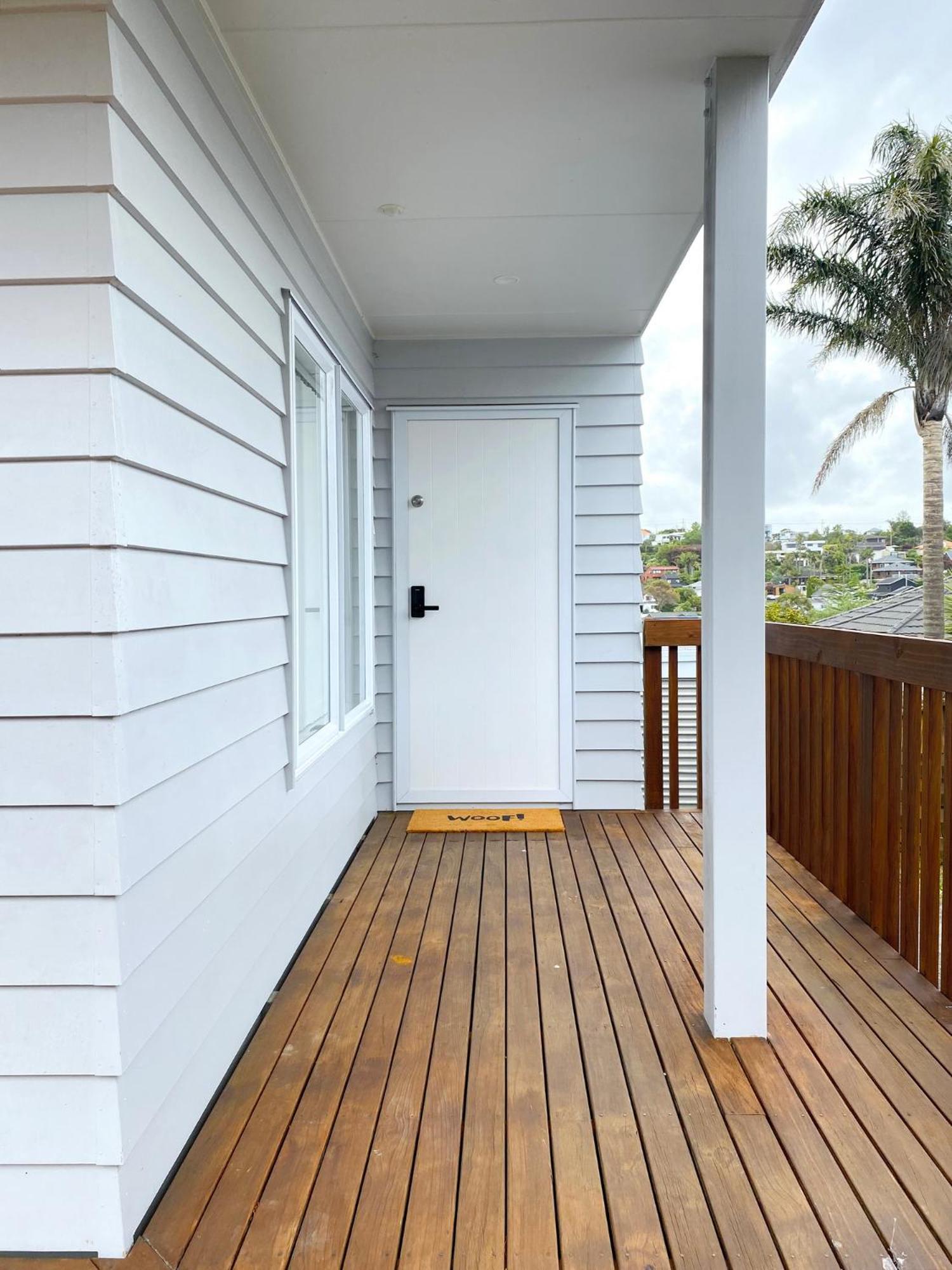 7Br 3Bh Beach Escape. 2 Min To Browns Bay Beach Auckland Exterior photo